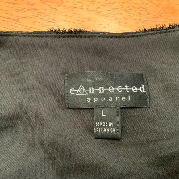 Black  dressy blouse size large.  (Very pretty) - Picture 2 of 2